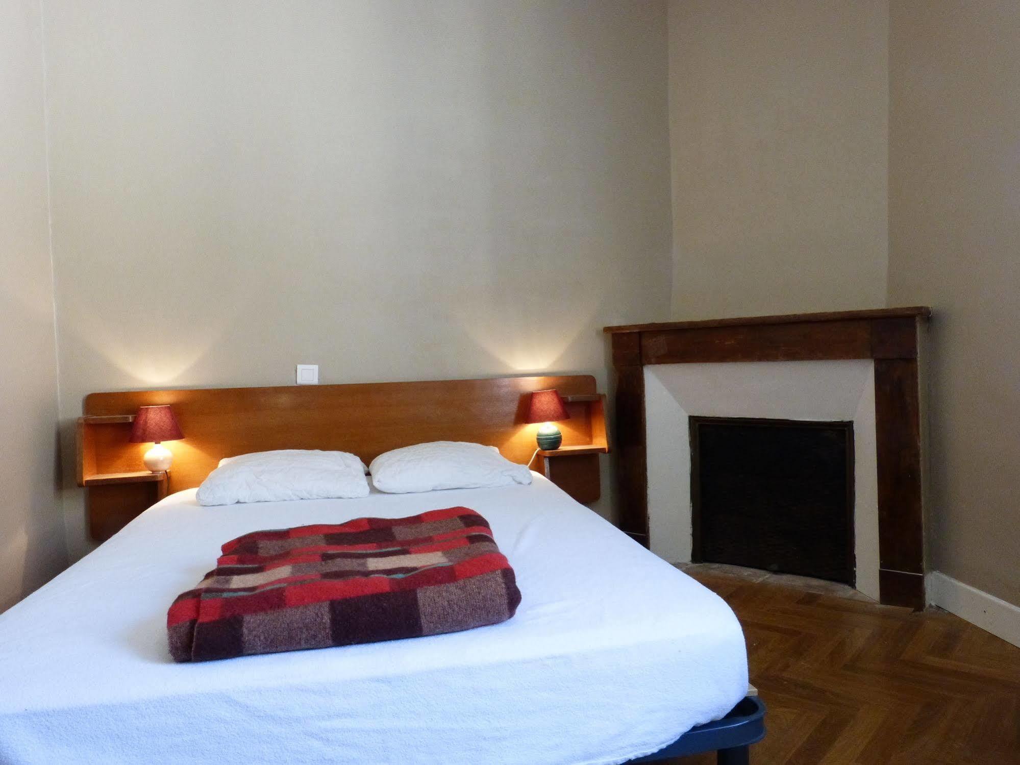 Le Refuge Du Cele Hotel Cabrerets Luaran gambar